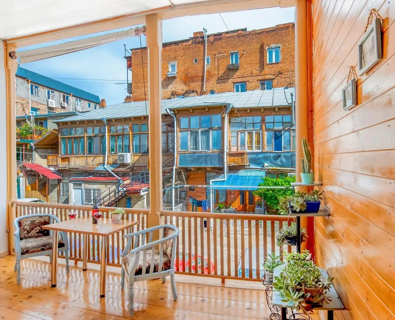 Cozy Qolga Apartment In Old Tbilissi